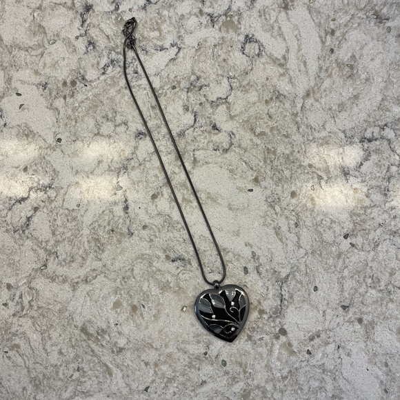 Necklace with Heart Charm - Picture 4 of 7